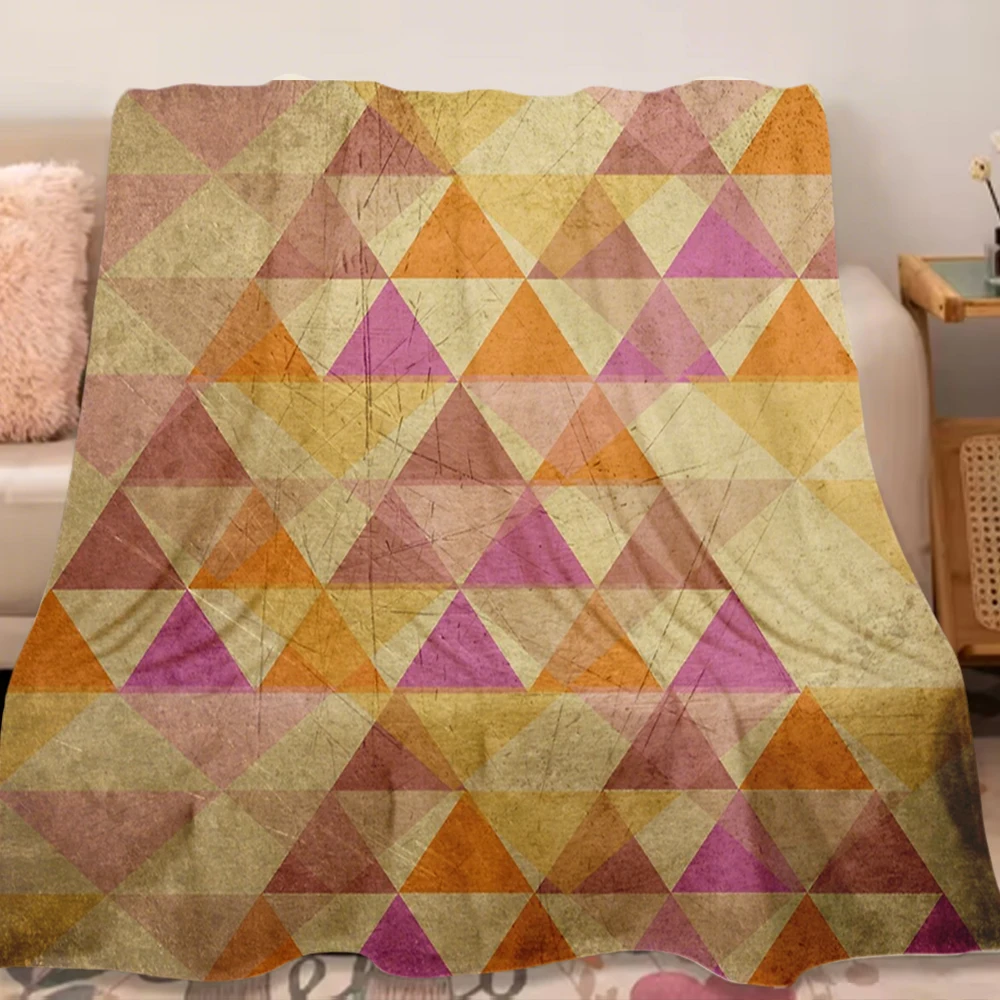 

Flannel Blanket Pyramides with Pill Non shedding breathable Technology bedspread Modern-simple Blankets for Elderly Adults