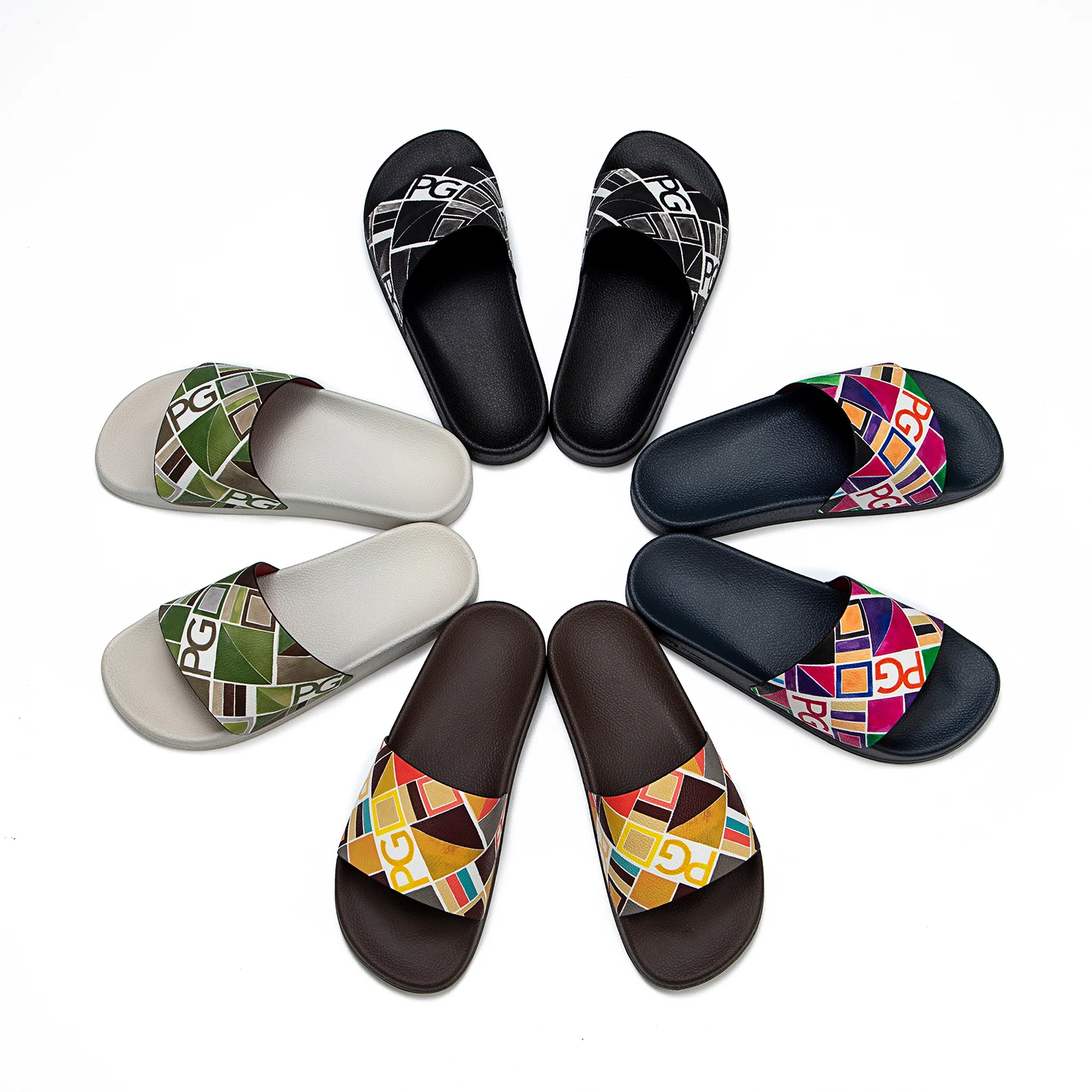 PG 2025 شباشب كاجوال للسيدات بتصميم عصري مطبوع عليها حروف شباشب عصرية عالية الجودة للارتداء اليومي