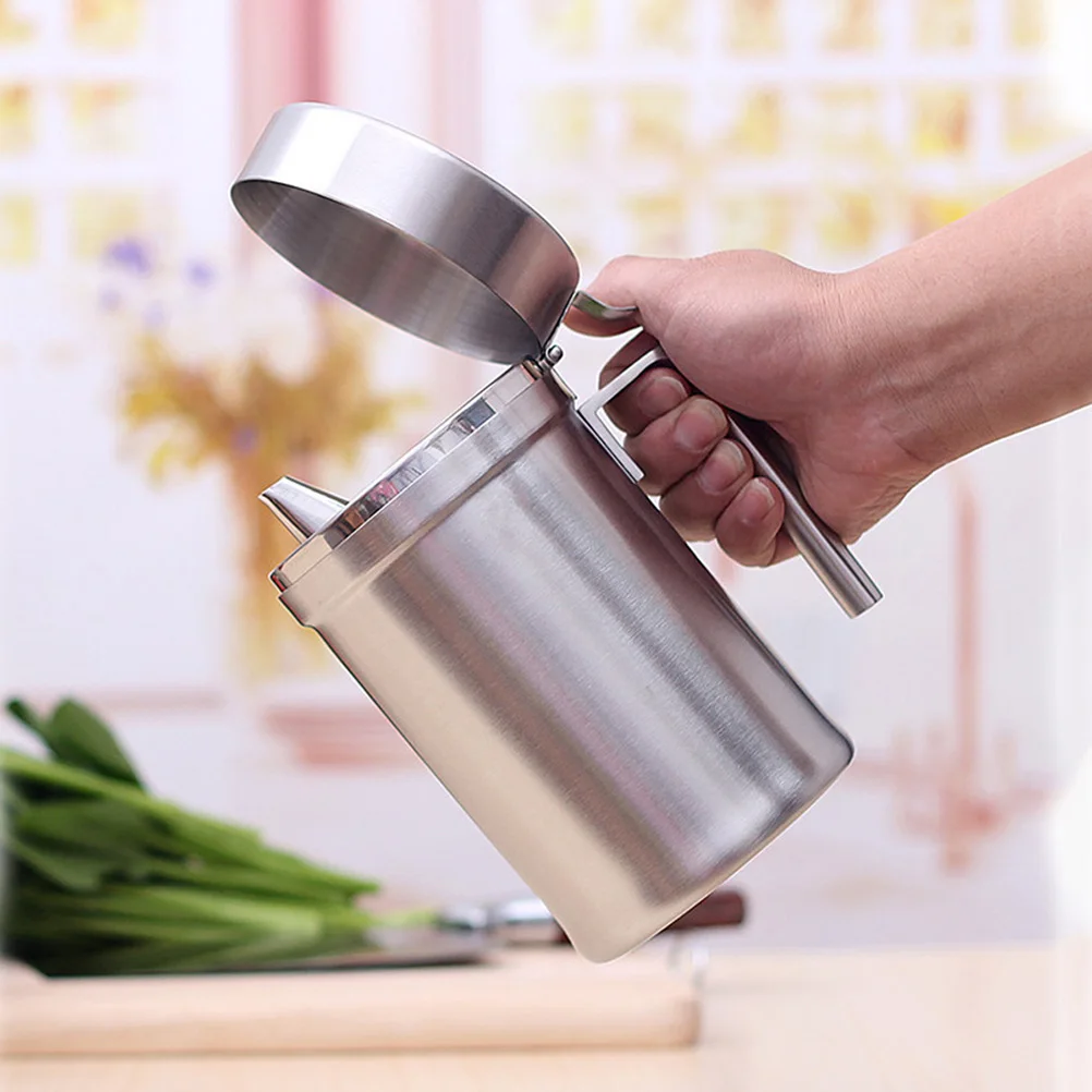 

Stainless Steel Oil Dispenser 550ml Kitchen Vinegar Container Anti Drip Food Grade Oil Pot Strainer Liquid Storage