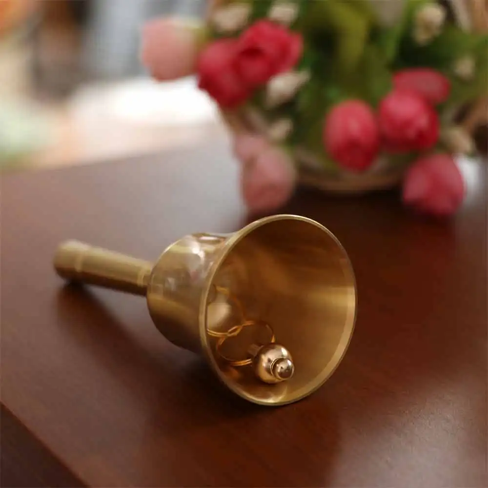 Extra Loud Pure Copper Hand Bell Vintage Portable Solid Brass Call Bell Sturdy Manual Operation Hand Cranked Bell Teacher Bell