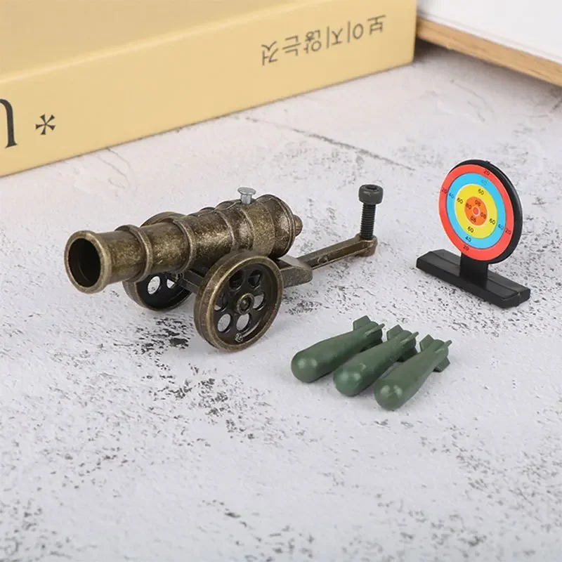 1 Stück Feuerfähiges Mini-Kanonenmodell: Militärische Replik als Tischdekoration - Ein einzigartiges Schießsport-Spielzeug & Sammlerstück! – Detail 1
