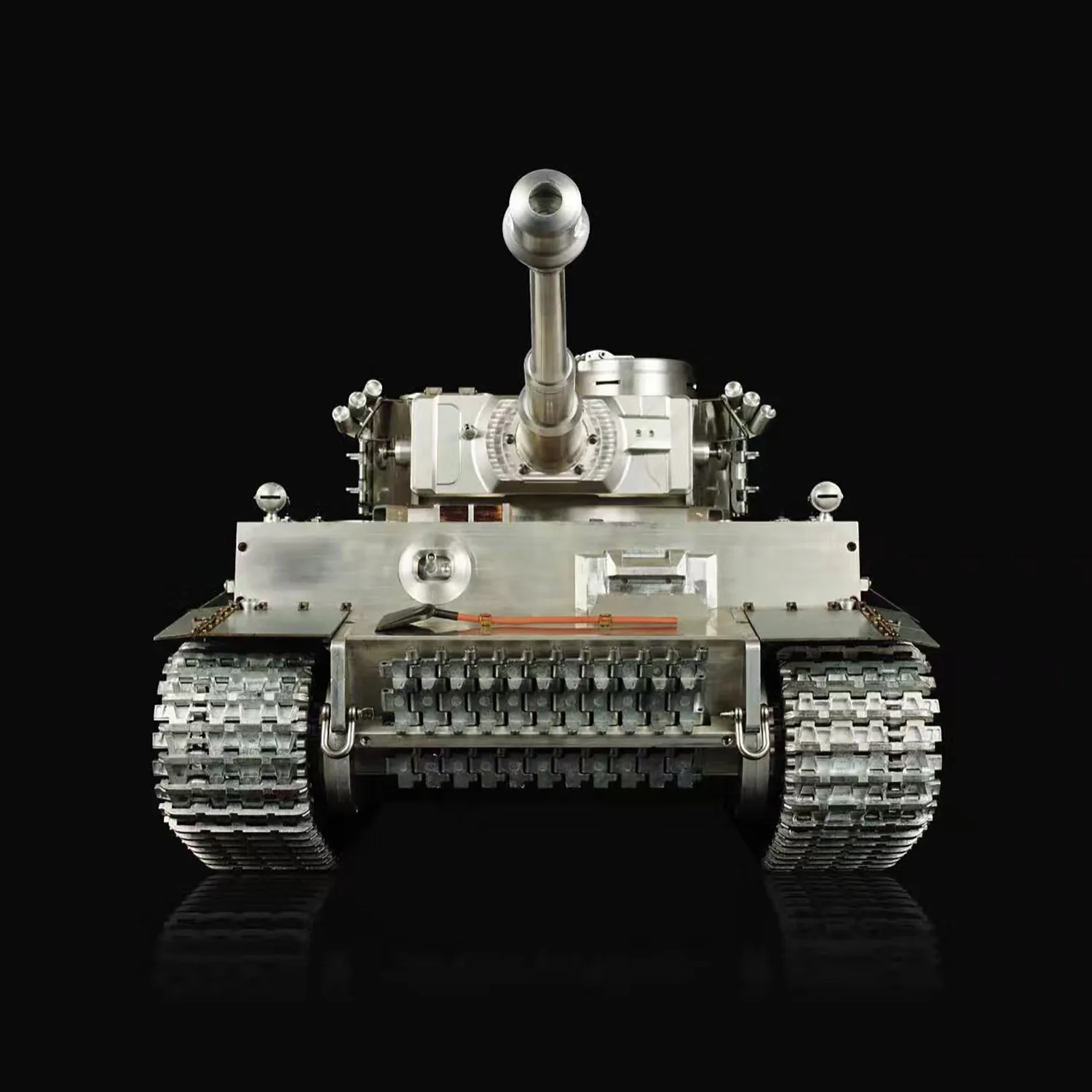 Heng Long 1/6 Heavy Full Metal German Tiger I RTR RC Tank 3818 Tracks Barrel Recoil Remote Control Vehicle Toys for Adults