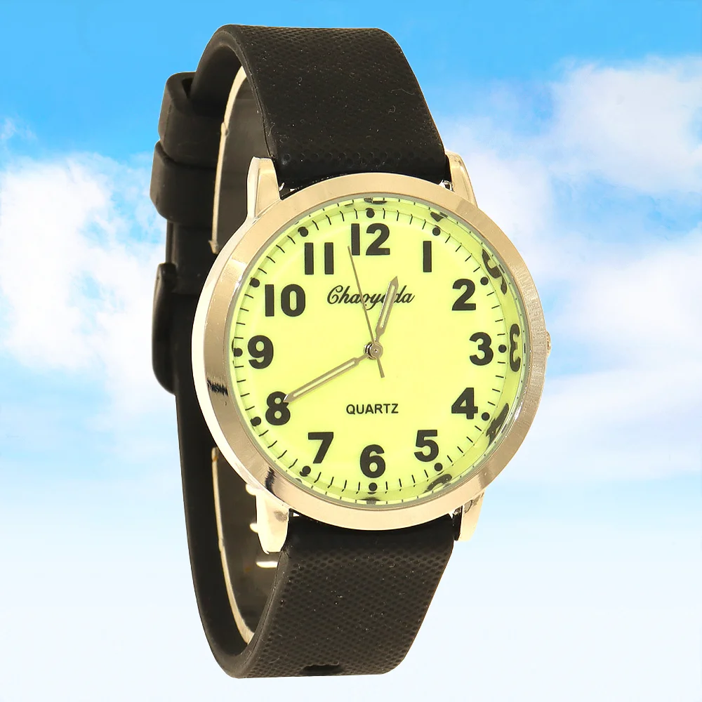 

Unisex Quartz Watch Luminous Silicone Band Military Sports Style Date Display for Men Women Boys Girls