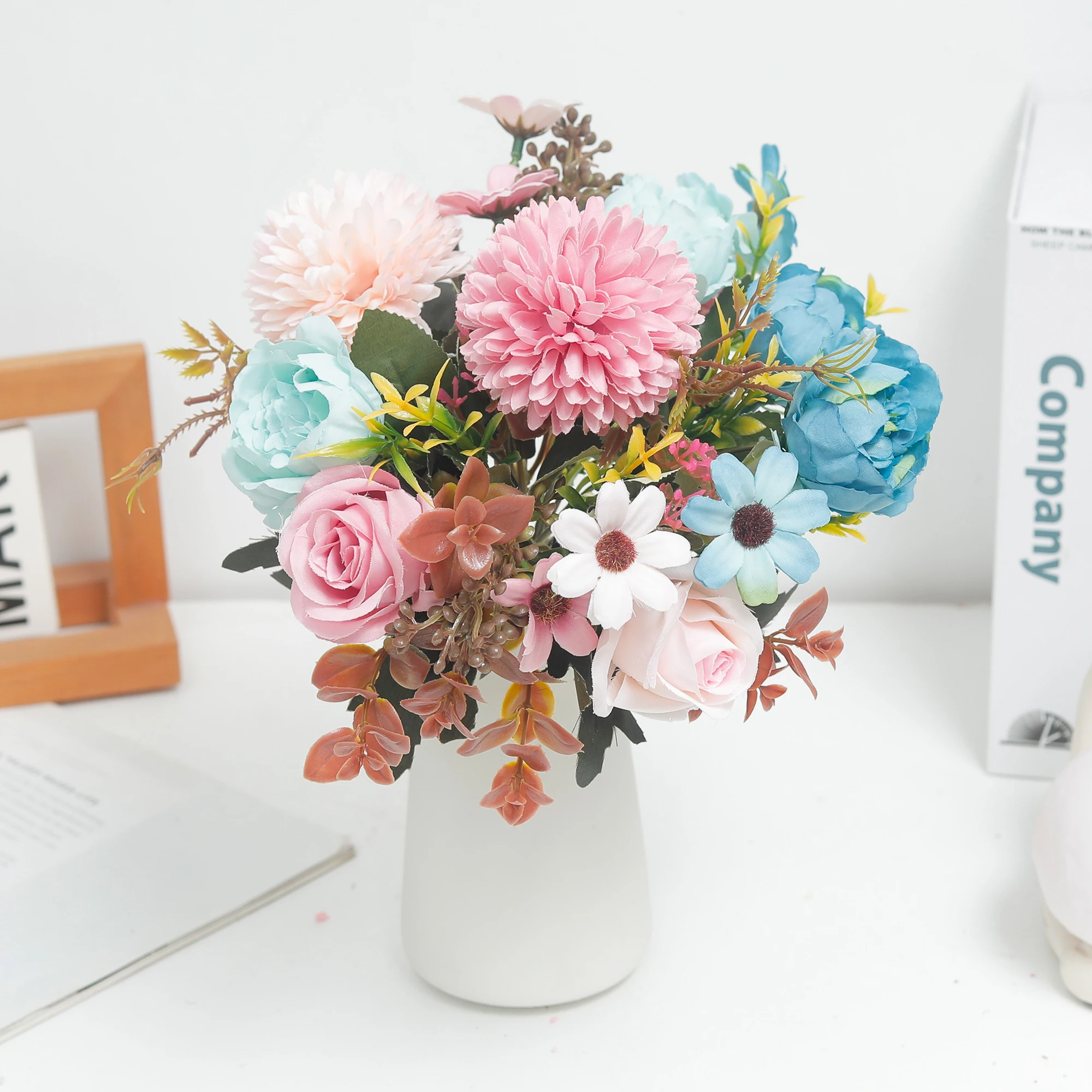 الزهور الاصطناعية الخريف الورود الحرير الفاوانيا الكوبية الإقحوانات ترتيبات الطاولة المنزلية ديكور الزفاف الزفاف زينة عيد الميلاد #3