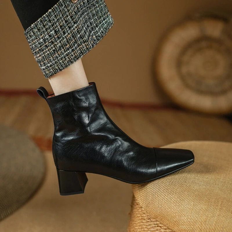 NEW Autumn Women Boots Gnueine Leather Shoes for Women Square Toe Chunky Heel Shoes Black Zip Ankle Boots Zwięzłe Nowoczesne Buty