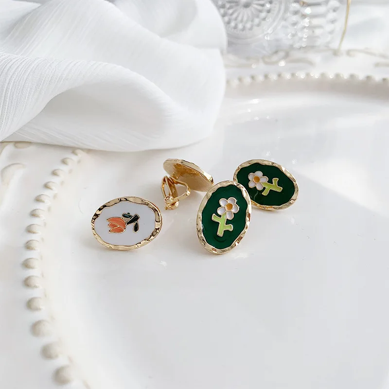 2025 New Women Fashion Metallic Oval Unpiercing Ear Clips Enamel Dripping Process Romantic Tulip Lily Flower Clip on Earrings