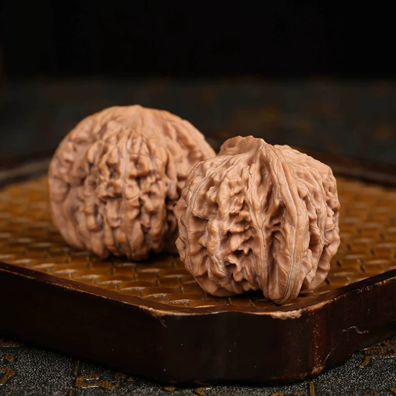 Big Premium Wenwan Walnuts For Men Four Towers Lion Head Official Hat Original Color Stress Relief Hand Massage Collectible Gift