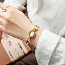 Medieval luxury imitation pearl watch, new Tiktok hot seller, direct sale of foreign trade temperament bracelet women's watch