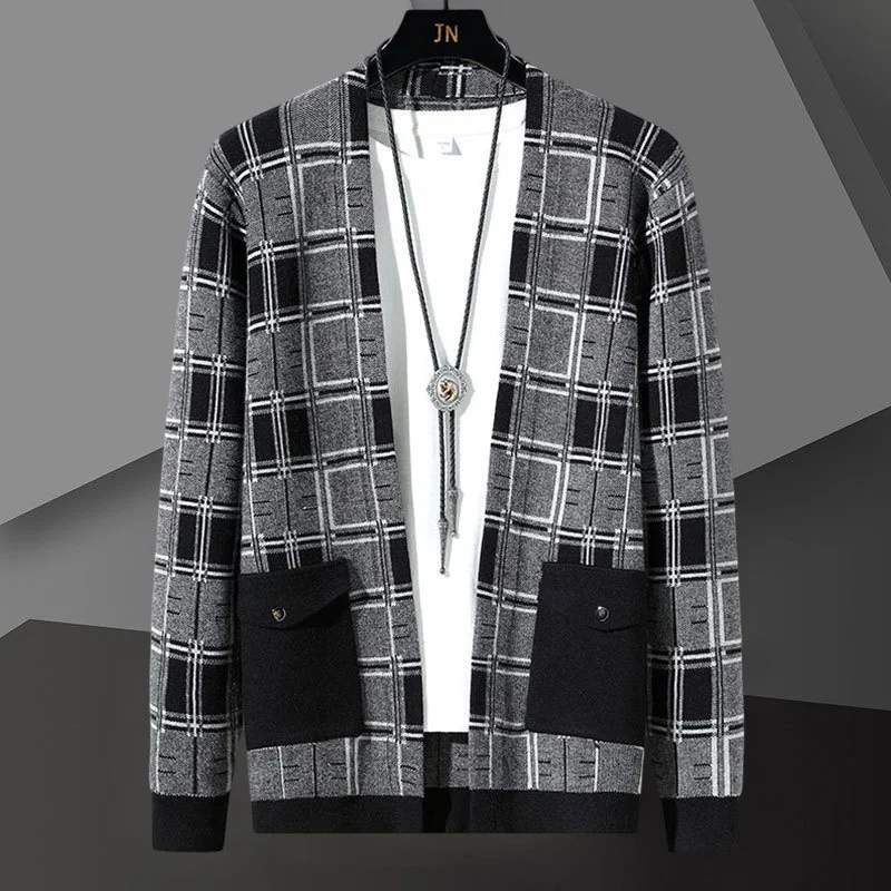 

2023 Mens Sweaters Korean Style Autumn New Knitted Cardigan Sweater Trend Brand Fashion Plaid Cardigan Coat Men Leisure Khaki