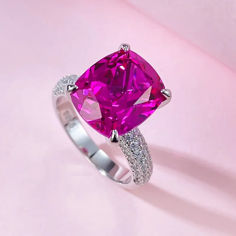 New Rich Woman's Happy Luxury Rupee Diamond Ring 10 * 12mm Live Fashion Pop