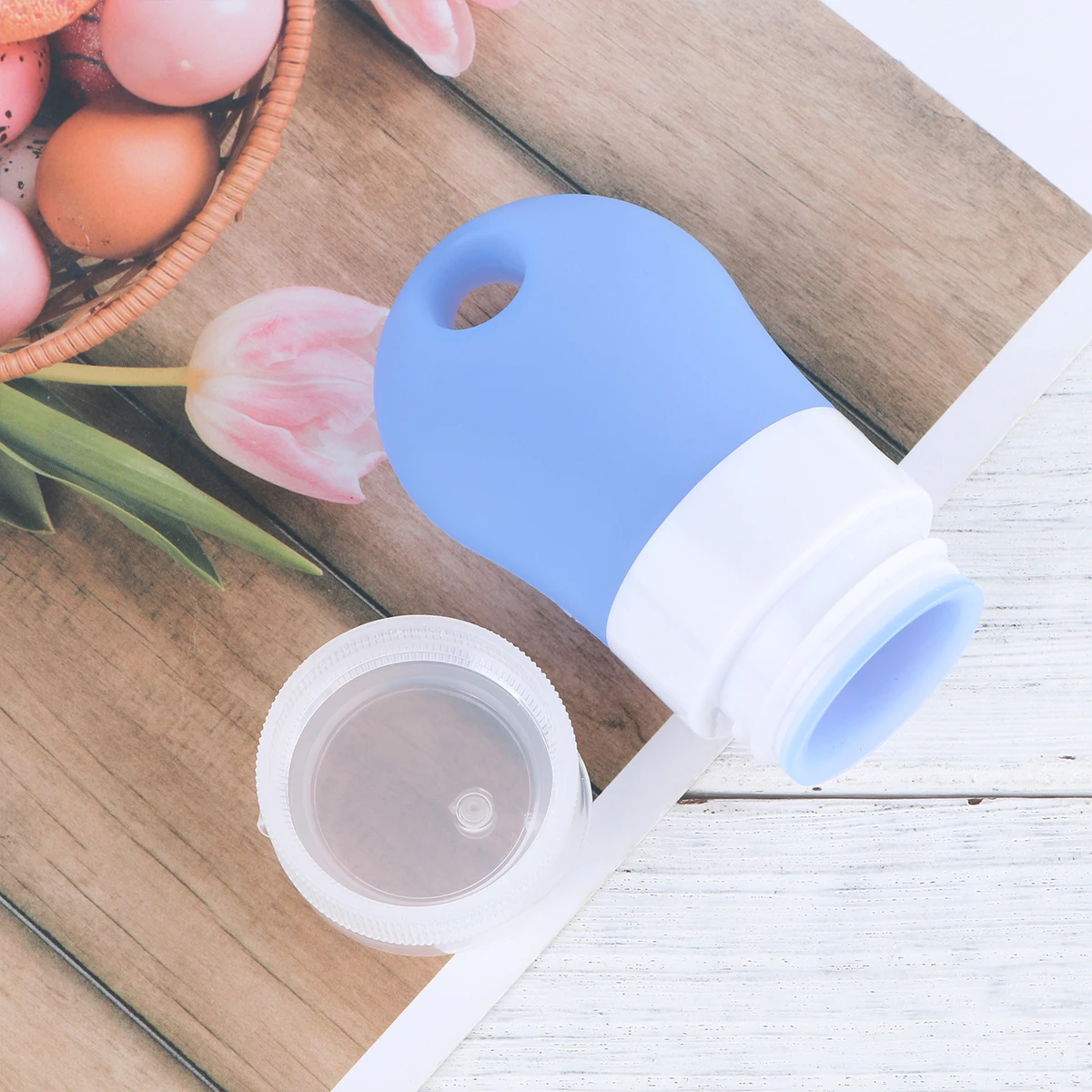 

3Pcs 38Ml Empty Silicone Bottle Reusable Portable Travel Dispenser 38Ml Refillable Container for Lotion Essential Oil Waterproof