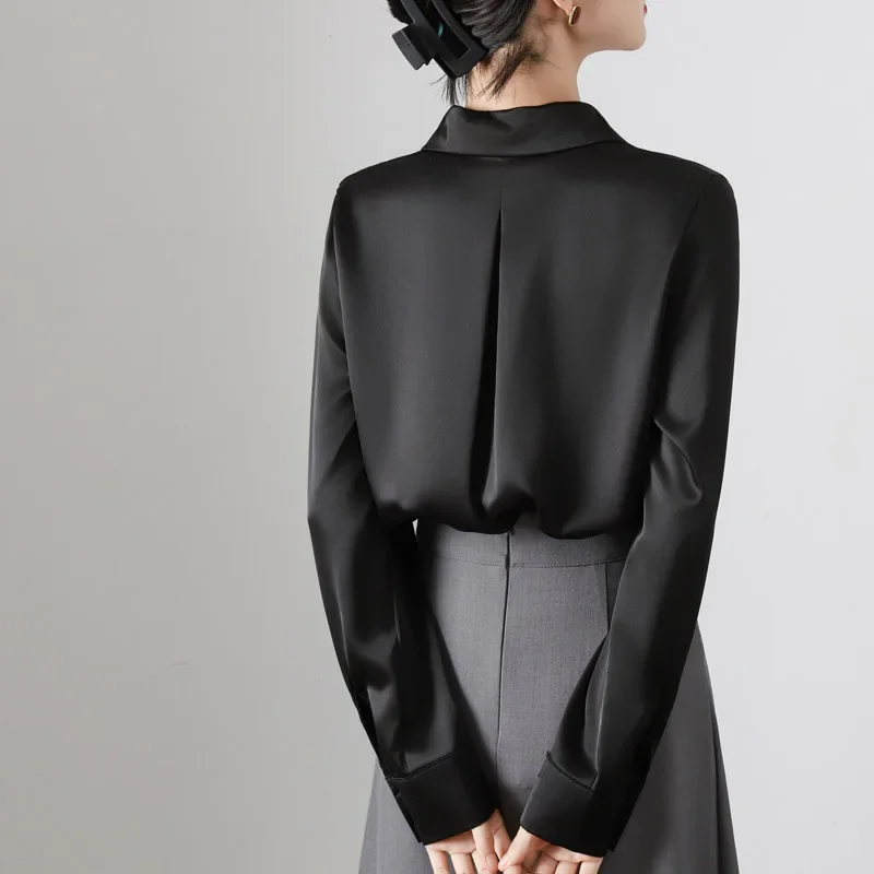 Primavera Verano mancha blusa de mujer 2025 nueva manga larga verde elegante coreano Oficina señora camisas inferiores sueltas Mujer