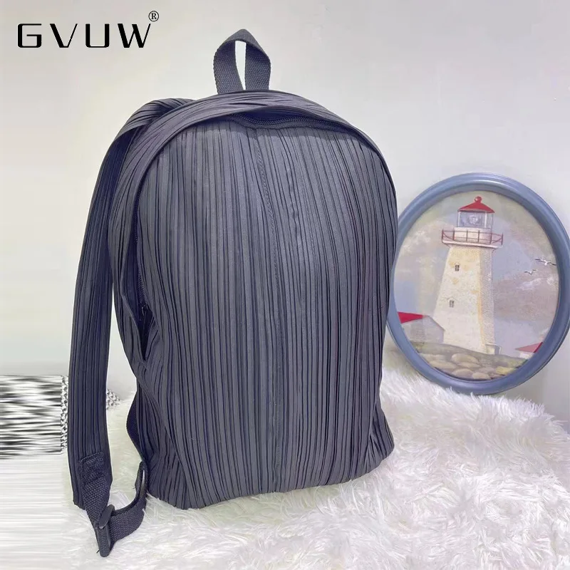 GVUW Versatile Pleated Backpacks For Women Casual Adjustable Solid Color Outdoors Casual Vacation Bags Fashion 2024 New 32C1132