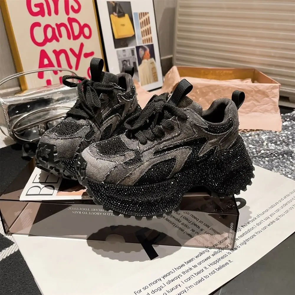 منصة عصرية سميكة القاع عارضة الدنيم المواد أبي أحذية نسائية زيادة الأحذية الرياضية المألوف جولة تو المطاط وحيد