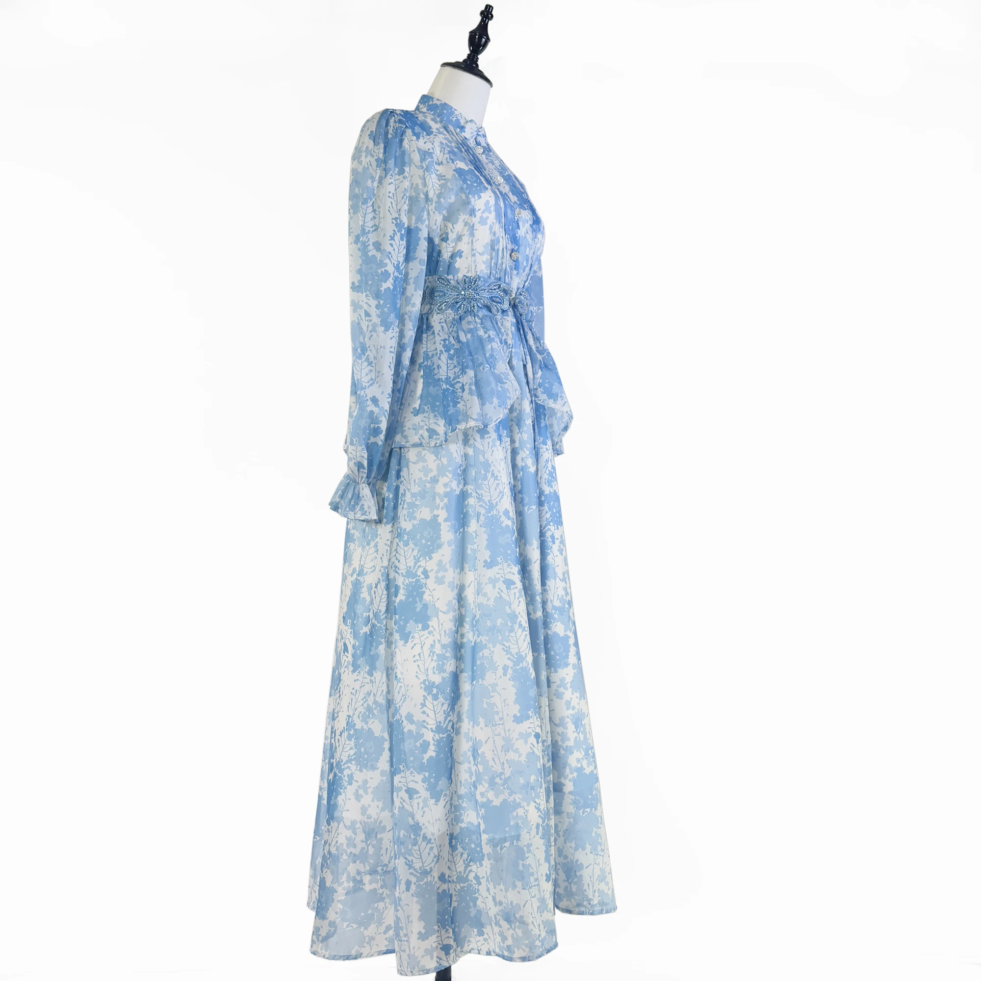 Nuovo Design Autunnale 2026: Abito Stampato con Cintura e Orlo Decorato con Perline, Modello Snellente in Poliestere, Maniche Lunghe, Collo Alto, Stile Francese, Ideale per il Lavoro