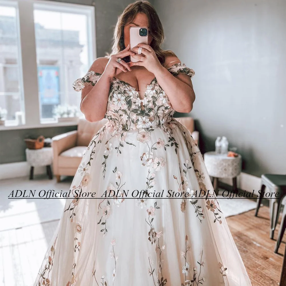 Plus Size Flower Wedding Dress Customized Cap Sleeve V Neck Court Train A Line Bridal Gown for Big Woman Bride Dresses New