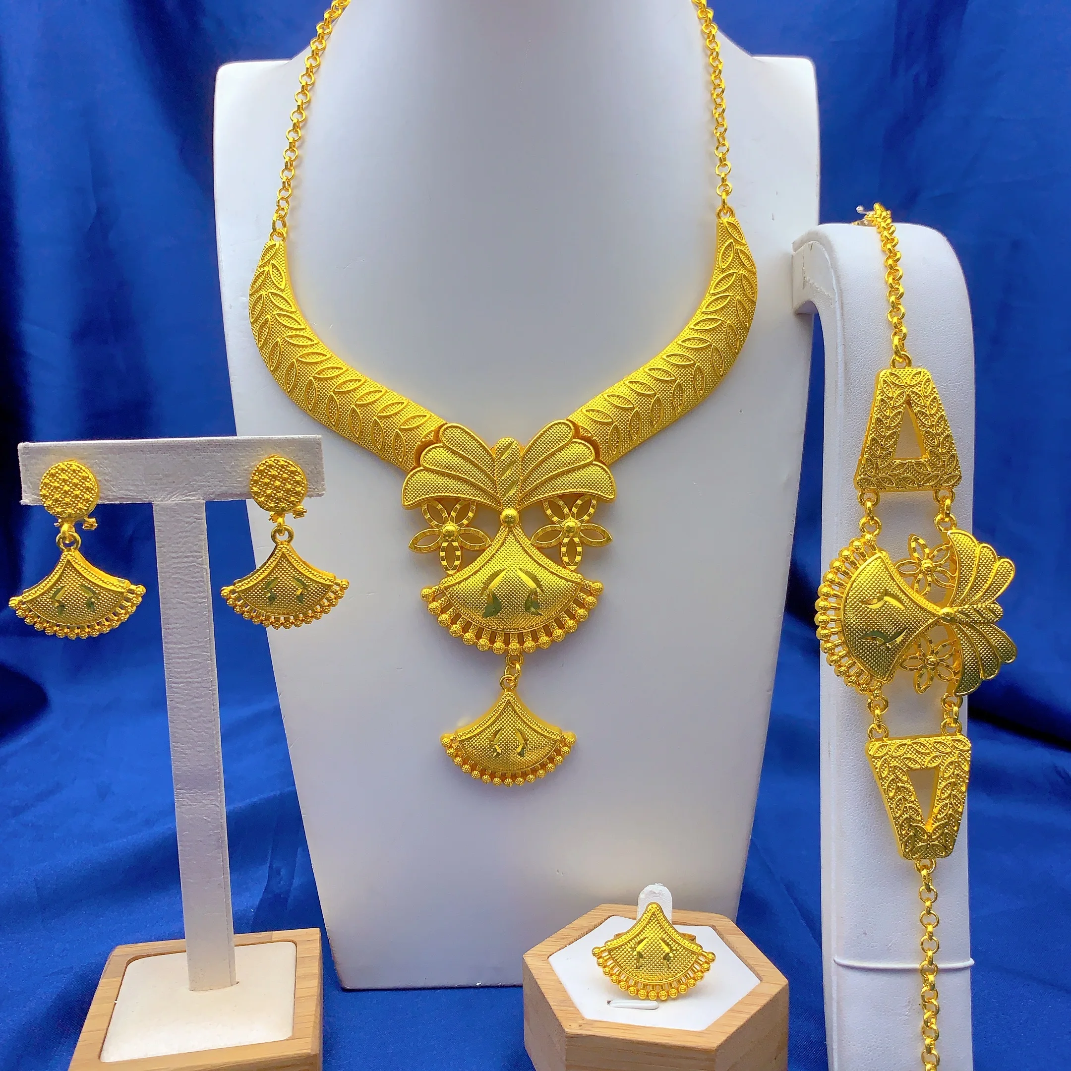 Luxury Ethiopian 24k Gold Color Necklace And Earrings Jewelry Sets For Women Dubai Indian Bridal Set Wedding Party Gifts