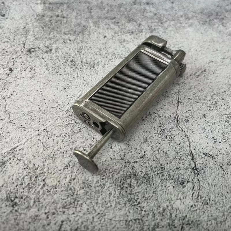 Retro Metal Butane Smoking Pipe Lighter Angled  Soft Flame Refillable Pipe Lighter with Tamper and Cleaner tool for Men Gas Pipe