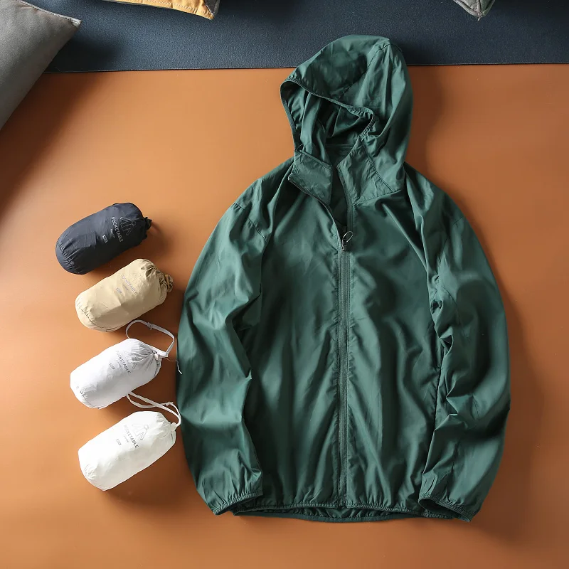 

Spring Summer New Lightweight Breathable Foldable Men's Outdoor Casual Hooded Skin Color Jacket Windbreaker Youth Fashion