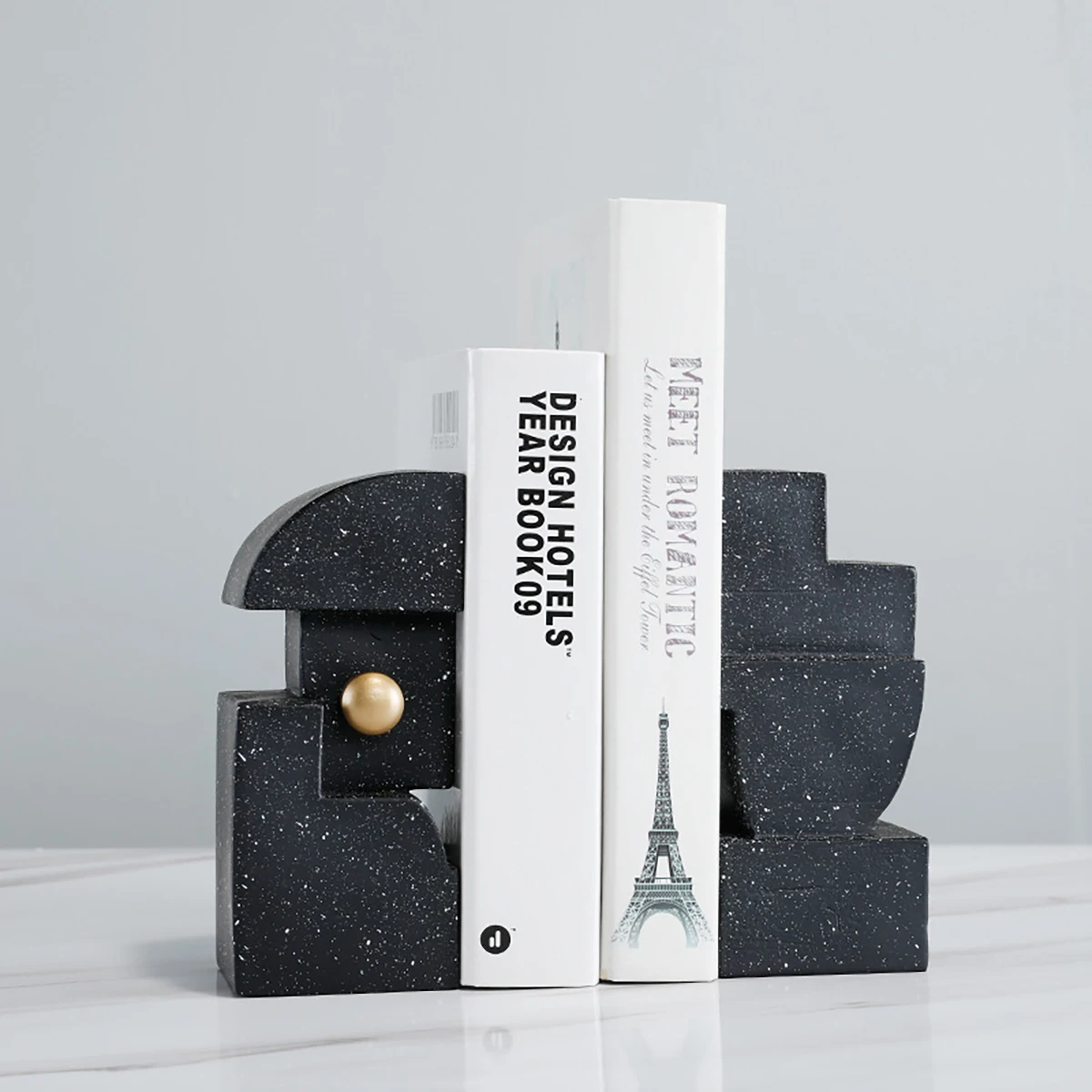 

One Set Of Modern Stereo Bookends Black And White Book Stands Simple Style Decorative Articles Creative Abstract Ornaments