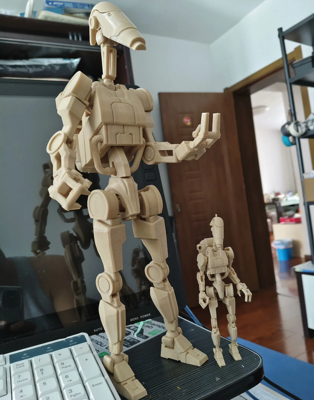 3D-Gedruckte Star Wars B1 Kampfdroide "Duck Trooper" Voll Bewegliche Actionfigur