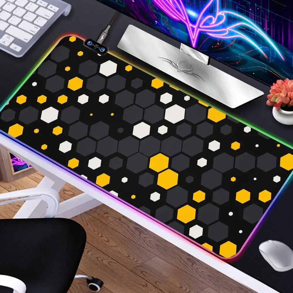 

Hexagonal Honeycomb RGB Mouse Pad Desk Mouse Pad Cute HD Desk Pad Extended Gaming Keyboard Mats Large XXL Gamer Mousepad 90x40