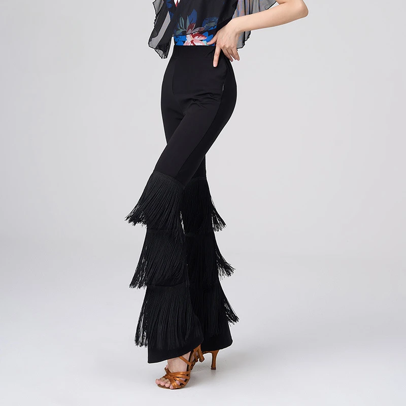 سراويل الرقص اللاتينية النسائية هامش قاعة الرقص شرابة التانغو السالسا ملابس الرقص ممارسة الأداء السراويل شرابة السراويل الرقص اللاتينية