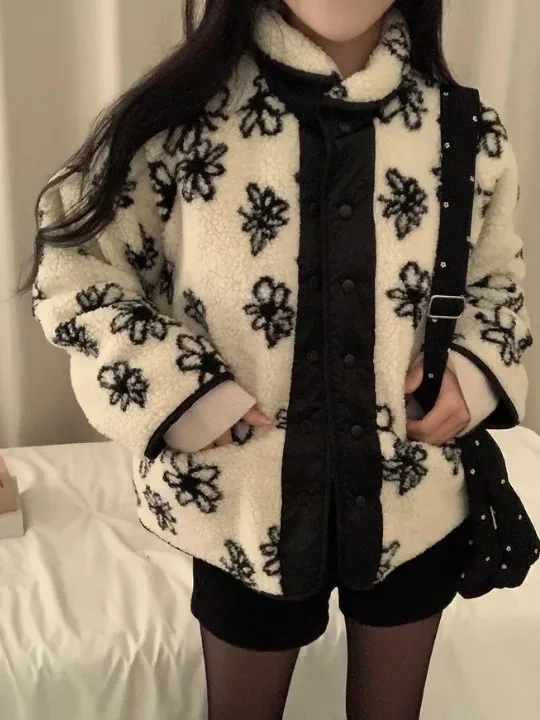 

Korean Sle Winter Lamb Fur Jaet Women's Faion Design Cute Flower Print Double-Sided Wear Long Sve Coat