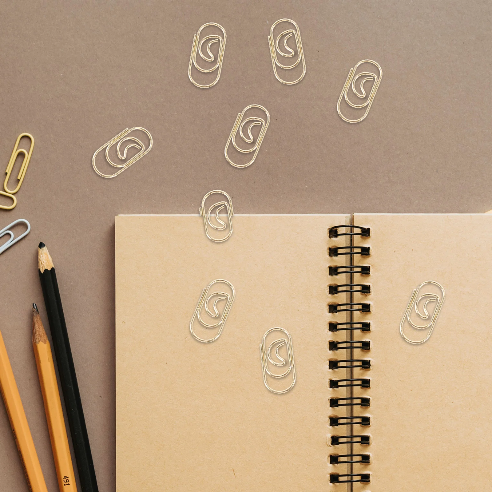 100Pcs Decorative Moon Paper Clips Chic Cute Office Supplies Reliable Structure Long Lasting Use Cute Paper Clips