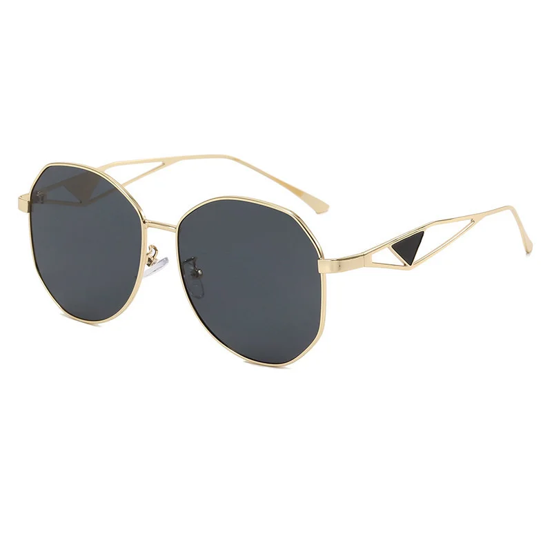 New Sunglasses Large Frame PRD Women's 2023 Metal Glasses Fashion Sunshade Han Chao Street Photo Ins Batch