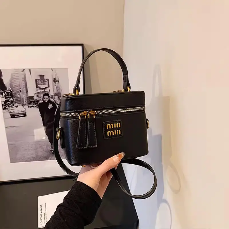 

Новинка 2024. Женские сумки. Роскошные брендовые дизайнерские сумки и кошельки. Женские сумки. Маленькая помада. Косметика. Сумки в квадратной коробке.