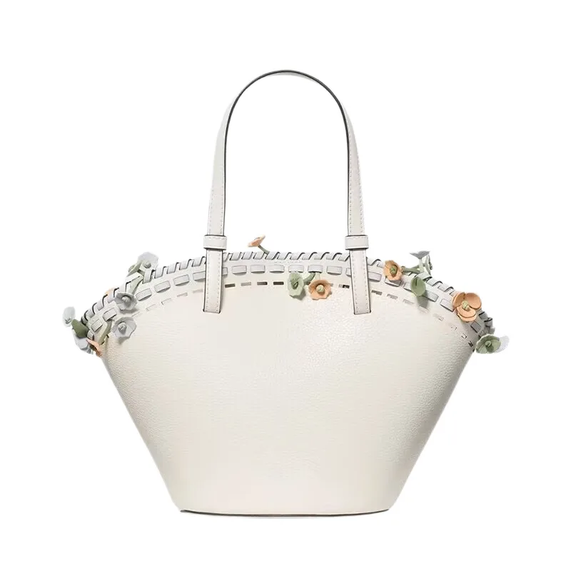 Sweet Floral Woven Handbag Women's Fashionable Versatile Crossbody Bag 2026 New Butterfly Knot Tote Bag Hollow out Street Style