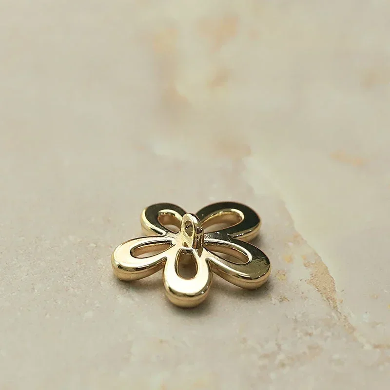 10 Pieces Elegant Flower Buttons Gold/Silver Color Hollow Metal Flower Shank Buttons Woman\'s Clothes Accessories