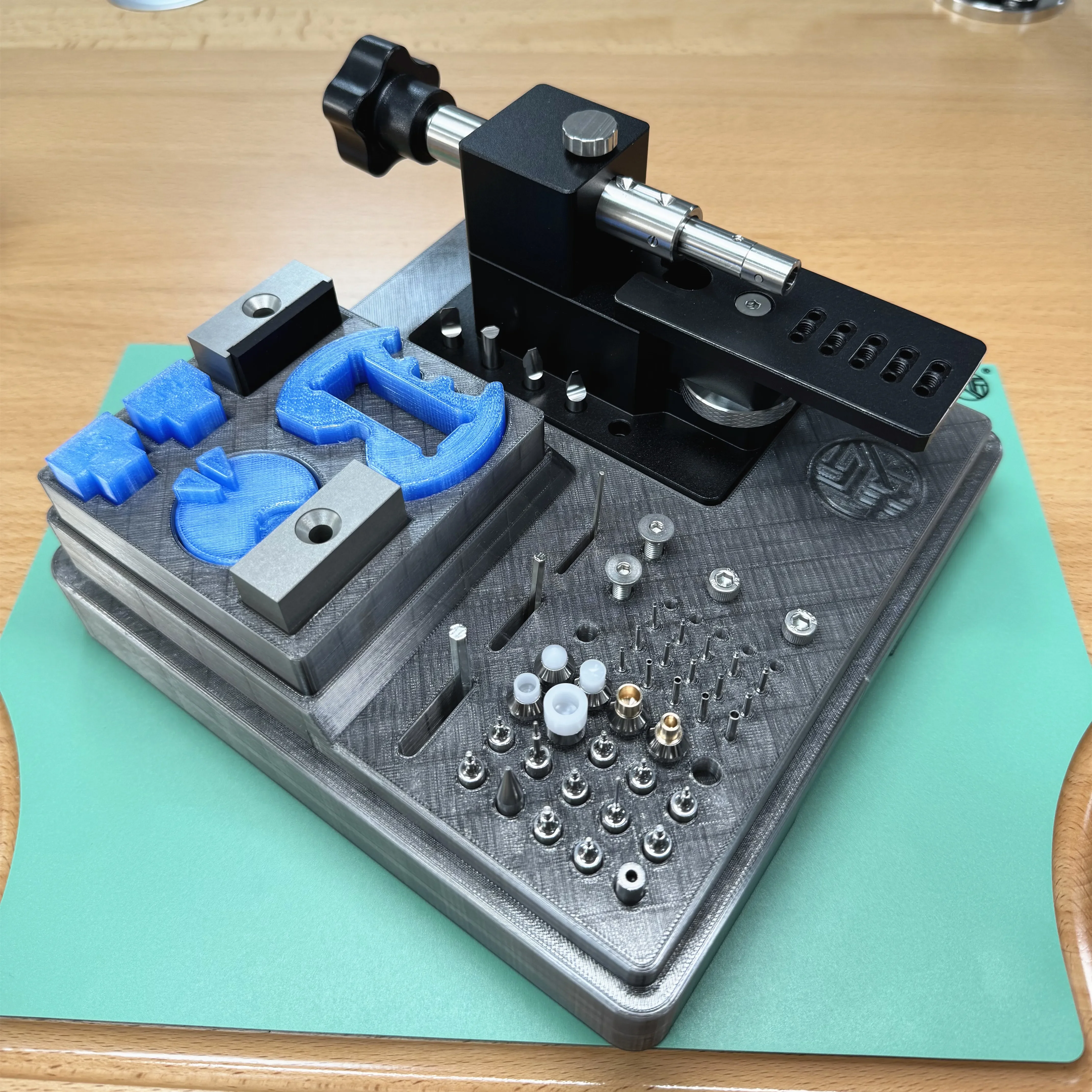 TLF High Quality Watch Tool, Multifunctional  Cover, Opening and Disassembling  Case, Controlled for Use by Watch Make