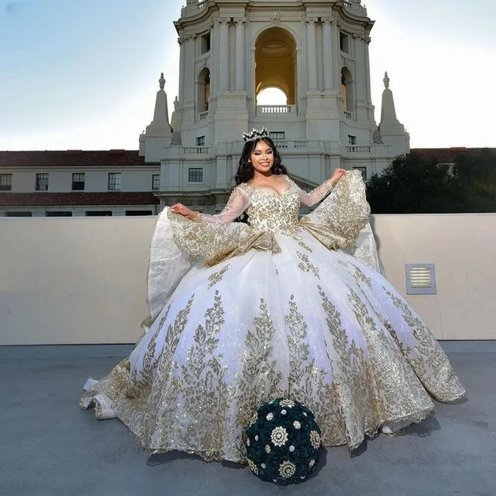 Gold Charro Quinceanera Dresses Ball Gown Long Sleeves Appliques Pearls Mexican Sweet 16 Dresses 15 Anos Customized