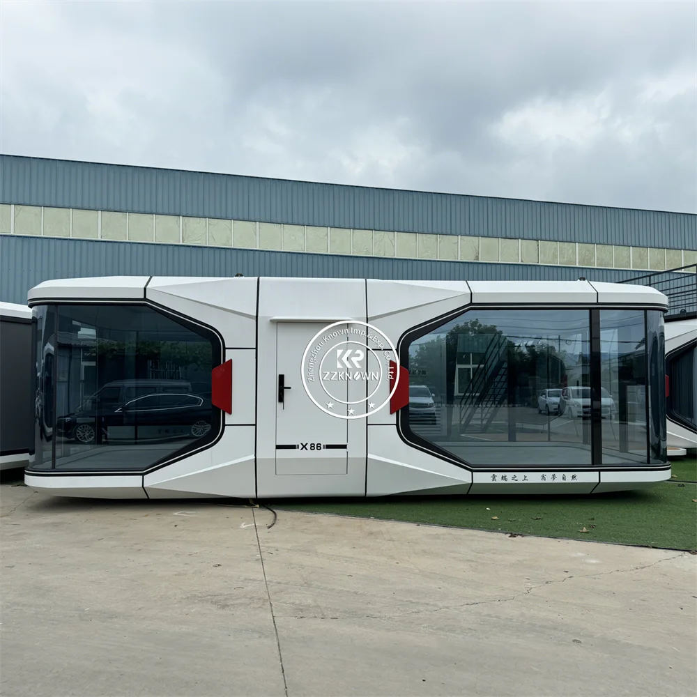 Futuristic Modular Space Capsule House Prefabricated Eco Capsule Home Portable Cabin Comfortable Design Home For Glamping