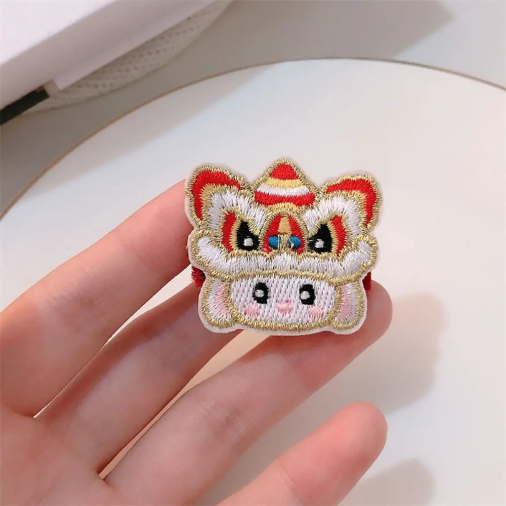 

Embroidery Children Red Hairpin Lion Dance Mascot Dragon Chinese New Year Headwear Girl Hair Accessories Tang Suit Hair Clip