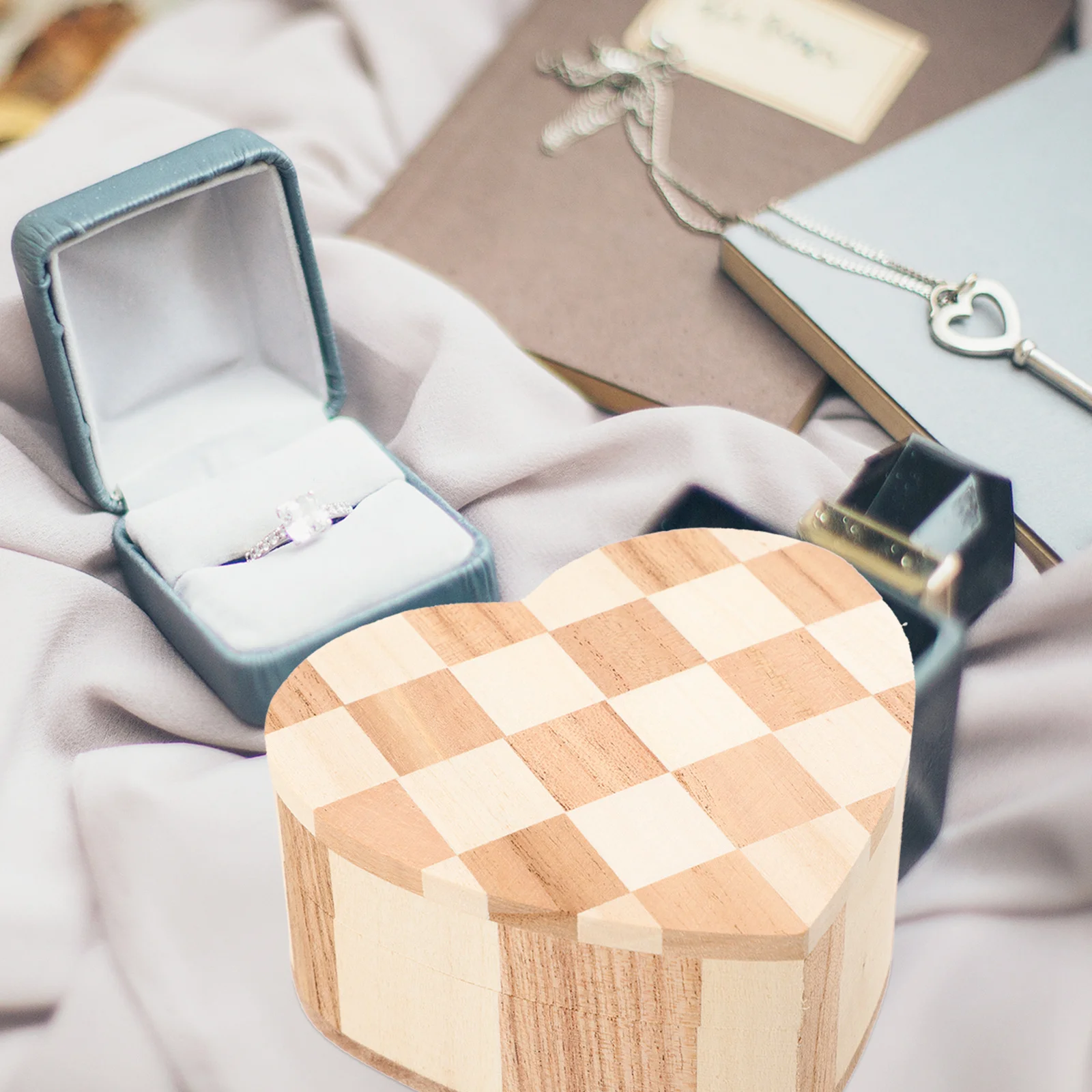 

Heart Shaped Wood Jewelry Box Small Lightweight Storage Case For Rings Earrings Bracelets Trinkets Organizer Gift Wooden