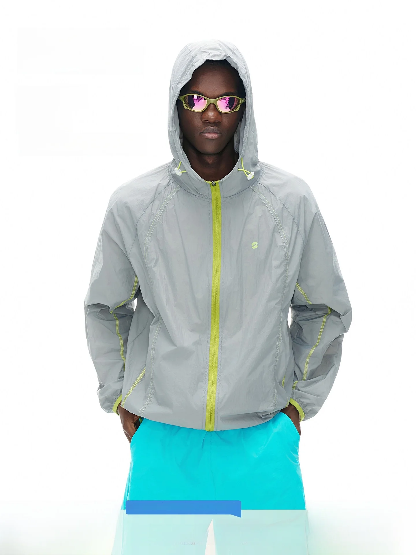 

ARTANNIE Outdoor UPF50 Sun Protection Jacket Men's Summer New Color Block Hooded Cool Feeling Sport Top Fashionable Youth