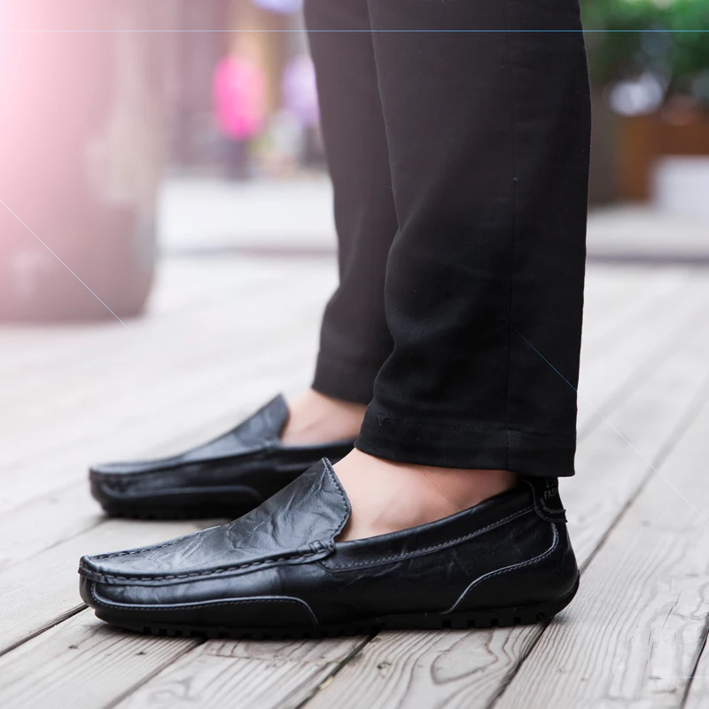 Genuine Leather Loafers Men Design Moccasin Fashion Slip On Soft Flat Casual Men Shoes Adult Male Footwear Handmade Boat Shoes