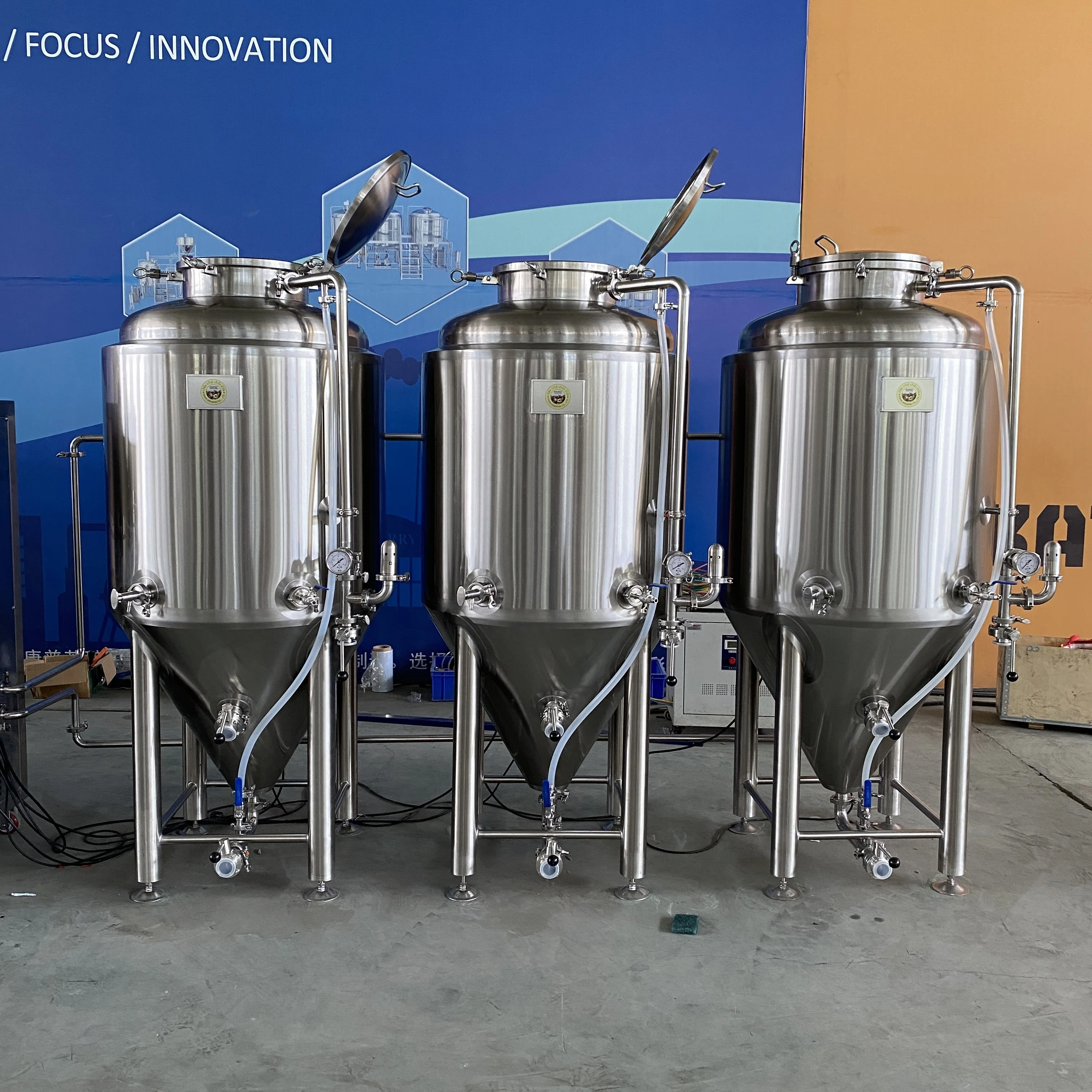 Fermenter Beer Equipment For Beer Brewing System 100L 200L 300L With CE And ISO Certificates And Stainless Steel 304