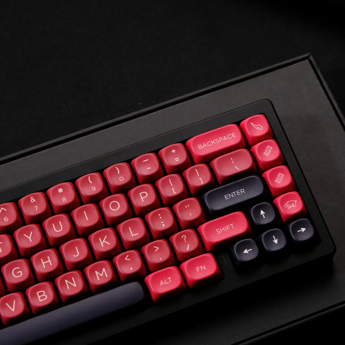 Imagem -03 - Black Ham Dye Sublimação Keycaps Grupo Material Pbt Perfil Moa Switches mx Gaming Teclado Mecânico Gk96 126 Chaves