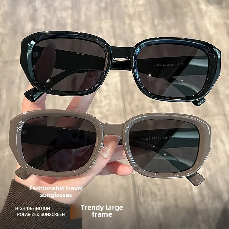 

Women's fashionable retro cat eye polarized sunglasses, personalized and cool summer essential UV resistant sunglasses