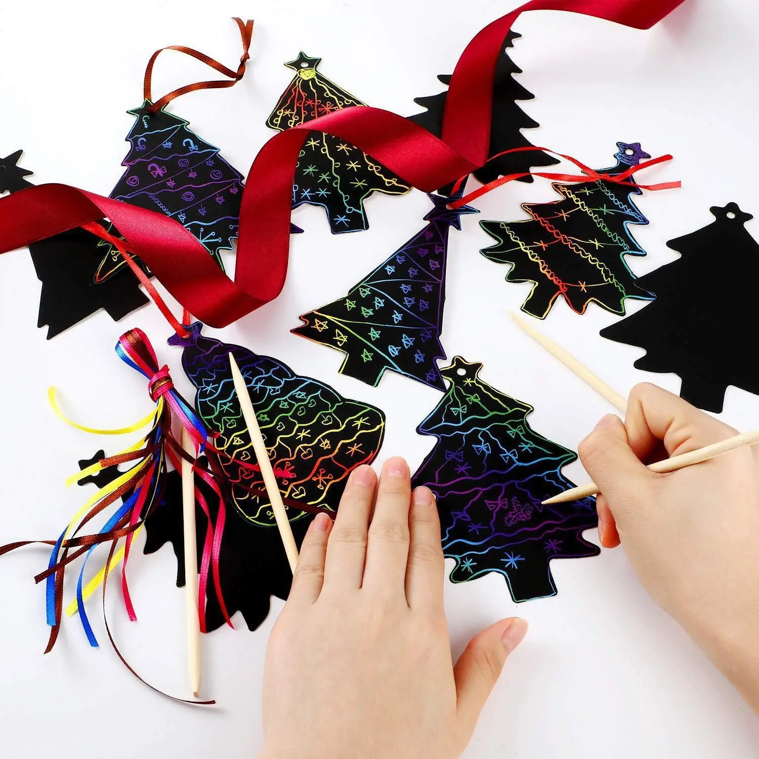 24pcs Rainbow Scratch Art Paper - DIY Christmas Ornaments & Party Favors - Tree Pattern, Best for Decoration