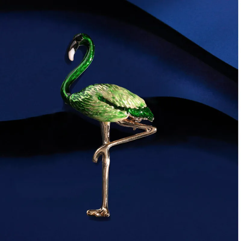 Fashionable, exquisite, cute flamingo animal brooch, charming men\'s and women\'s brooch, clothing accessories, small gifts wholes