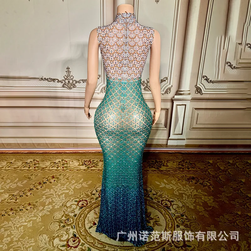 패션 그라데이션 컬러 우아한 넥 드레스 성인 모델 캣워크 의류 여성 연회 사회자 드레스 무대 공연 드레스