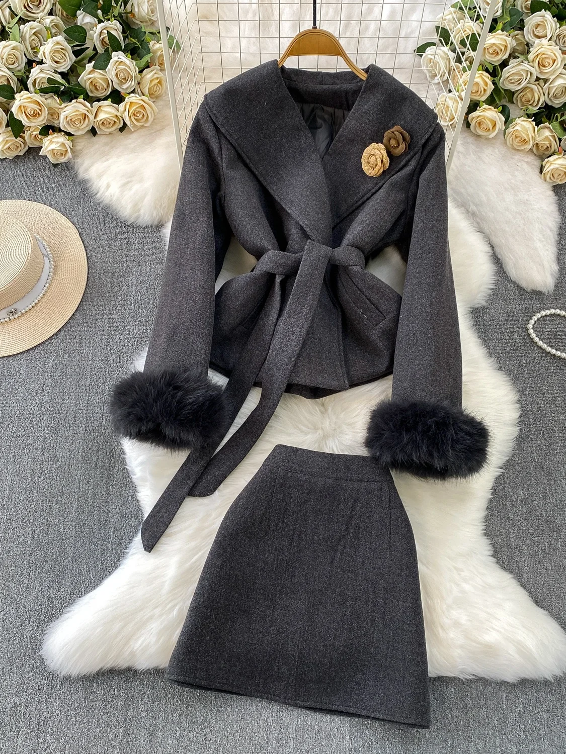   Floral Embellied And Ort Rock Set Heavy Stickerei Sve Splicing 3D Flower Design Faionable Two-Pie...