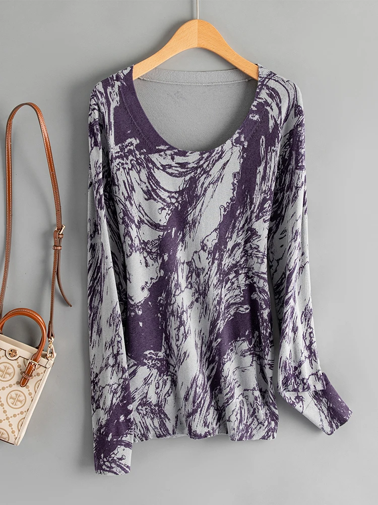 

New silk and cotton tie dye printed mulberry top, slim fit and slimming, patterned base shirt