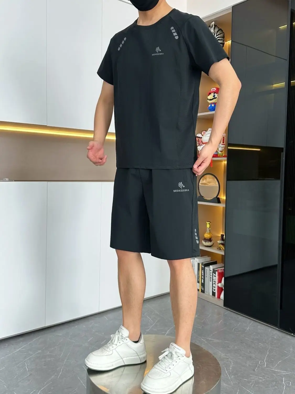 

Qui Dry Elastic Ice Silk Casual orts Sportswear Summer Thin Men's ort Sve Trendy Two Piece Set Polyester Fiber T-irt