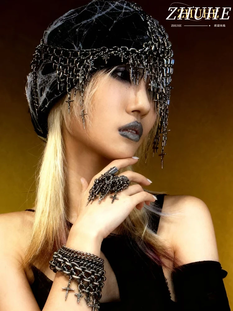 

Punk Style Multi-Layer Chain Bracelet, Unisex Jewelry Accessory for Men & Women, Cross Dangle Trendy Piece